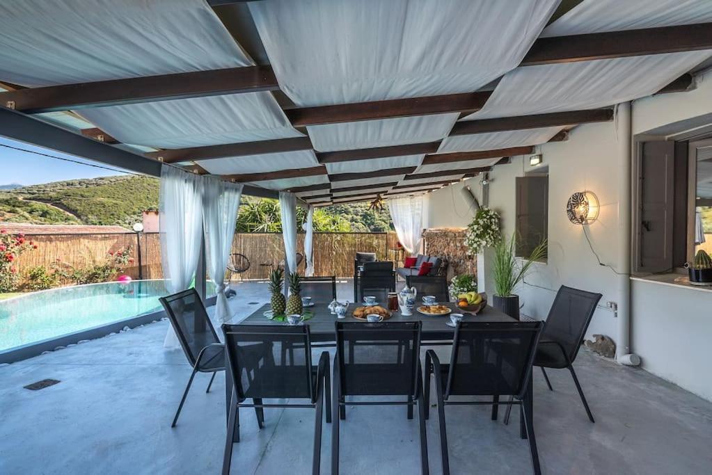 Villa Casa Del Miele, private pool, BBQ, mountain view. Alikianos Esterno foto