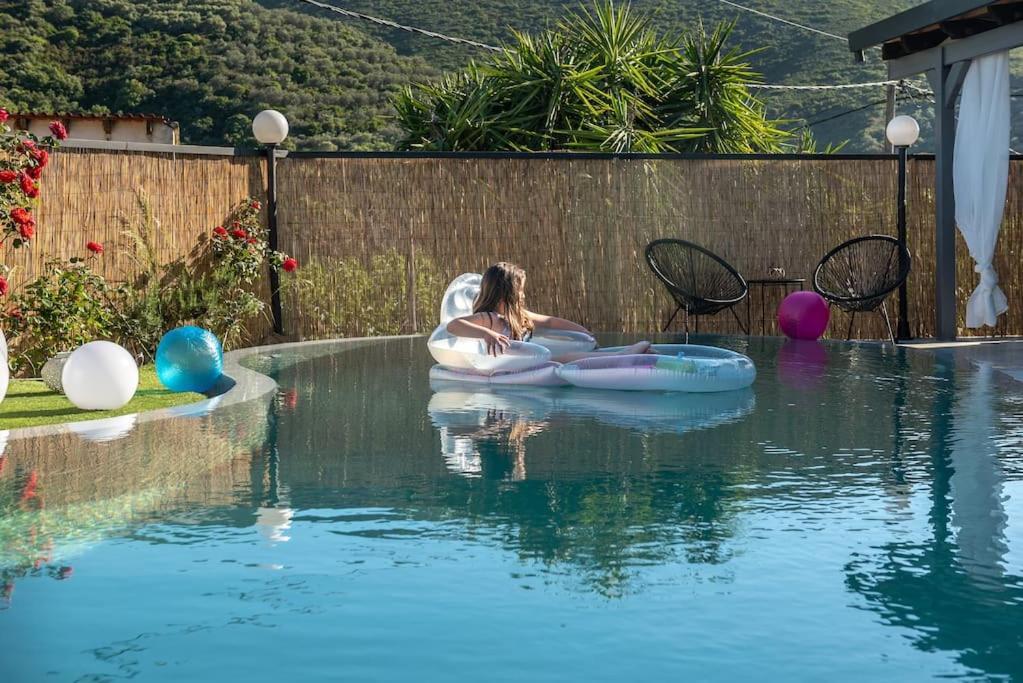 Villa Casa Del Miele, private pool, BBQ, mountain view. Alikianos Esterno foto